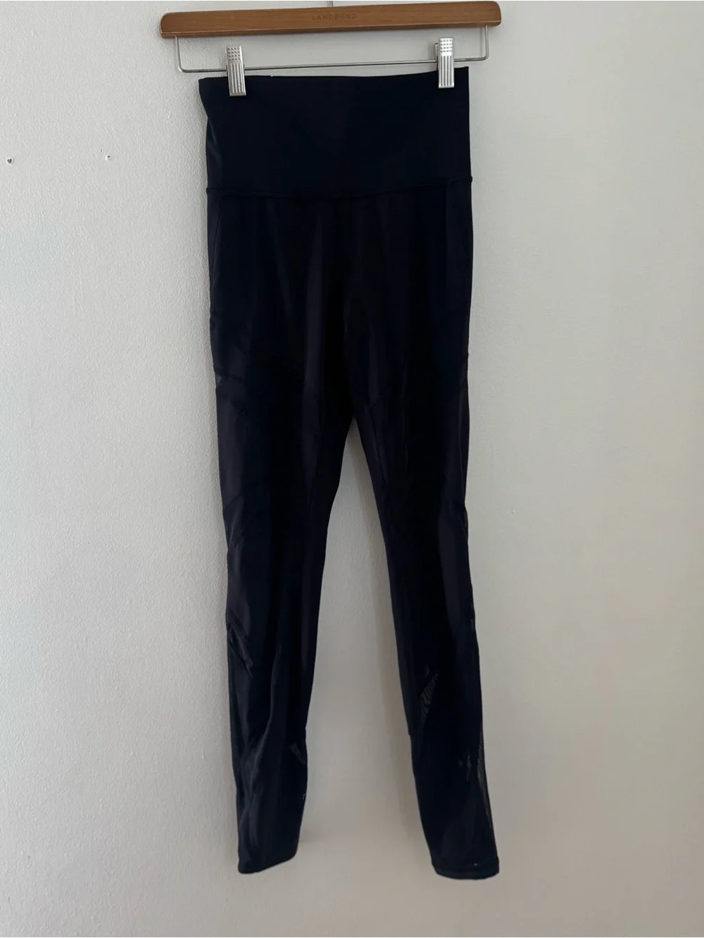 Lululemon Black Mesh Panel Leggings - Size 4